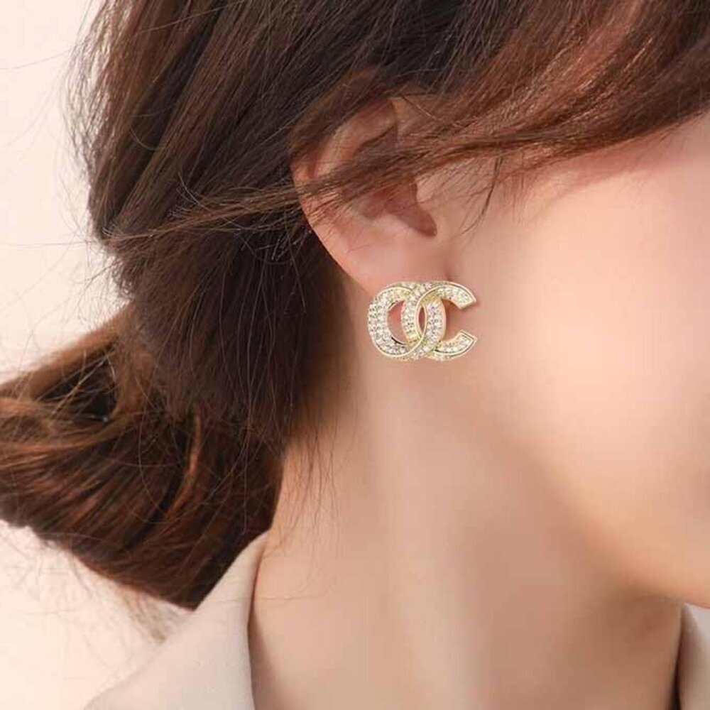 18K Gold Letter Earrings CZ Stud Lightweight Jewelry for Women Christmas - Picture 2 of 3